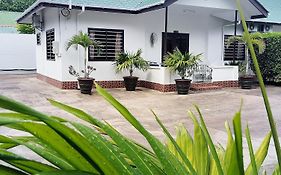 Roche Kerlan Apartments